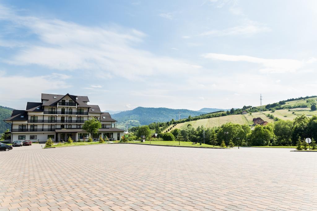 Hotel Toacabellevue Гура Хуморулуй Екстериор снимка