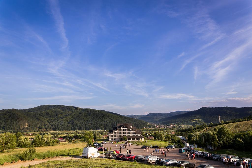 Hotel Toacabellevue Гура Хуморулуй Екстериор снимка