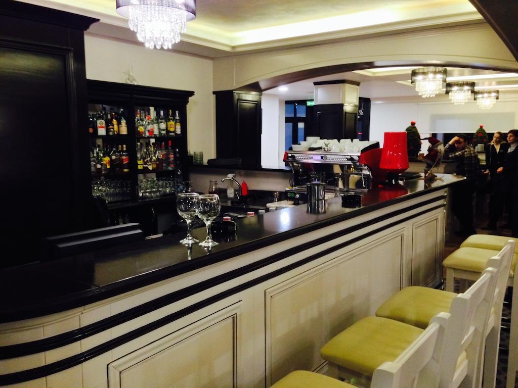 Hotel Toacabellevue Гура Хуморулуй Екстериор снимка
